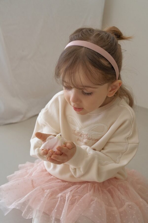 D97222C6-D959-466D-A5CA-1FC1259D9C8D 〖預購〗靜靜緞結衛衣