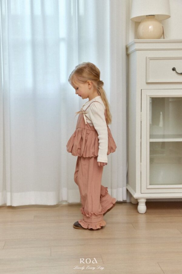 DC04C247-28C6-43E3-966B-FE7D639D50D5 〖預購〗緞結甜甜套裝