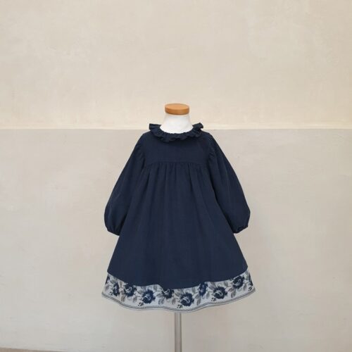 E10016CE-0DC3-407E-B277-791493511AE8 ❄️ 海倫花語絨感洋裝