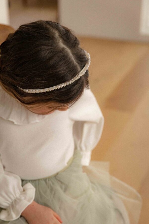 E35F7A99-6EC6-44FA-8010-77D529B3B2BC 〖預購〗莉莉輕語綁帶髮飾