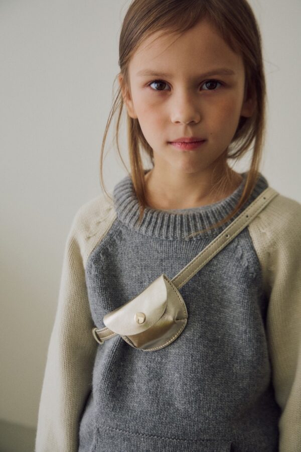 E6F9744C-2A7E-4E51-BAE7-C9CD4607A795_1_105_c ❄️ 休閒百搭撞色口袋上衣