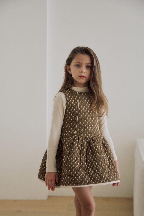 E7872EE1-8E0D-41E3-B749-29D8A8EDBCB7_1_105_c ❄️ 鬱金香花苞絎縫洋裝