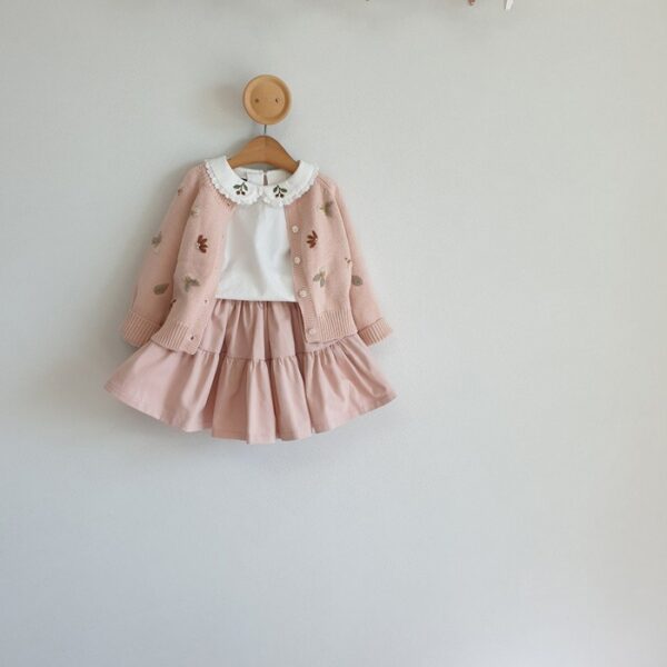 EFA5284F-8DC5-4DBC-8DA2-E098882B57BC ❄️ 茉莉立體刺繡開襟外套