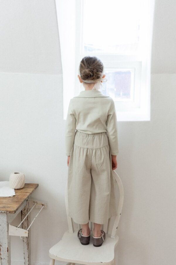 EFB1B715-4580-44C7-A862-15C4E99598BB 〖預購〗瑪姬輕步長褲