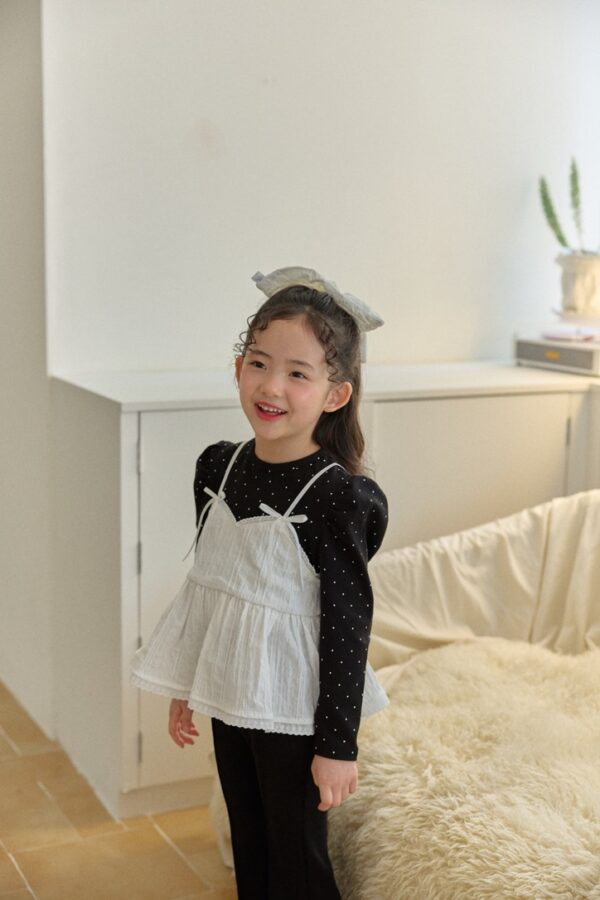 F271B2EE-46A1-4256-A4A8-8DB7033FE836_1_105_c 〖預購〗星光點點層次上衣