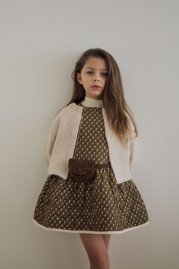 F3D1189A-3AF7-4DCA-85DE-10B102A82395_1_105_c ❄️ 鬱金香花苞絎縫洋裝