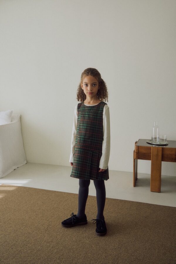 F5FFBA8B-CF9C-4075-99B3-921A58E560F1_1_105_c ❄️ 經典羊毛背心吊帶裙