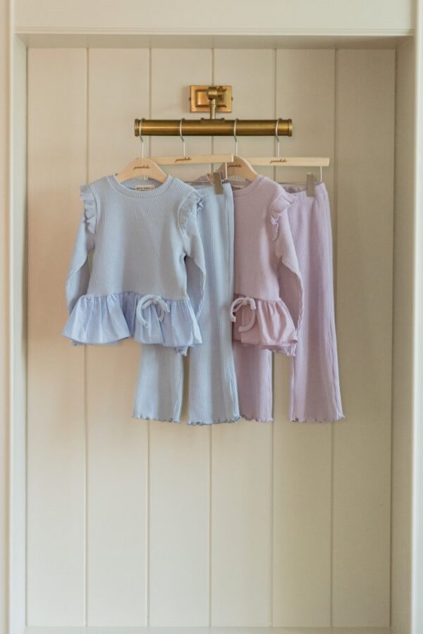 F8FF87EF-576E-4C39-8BB3-1221DF10156D 〖預購〗莎夏柔光日常套裝