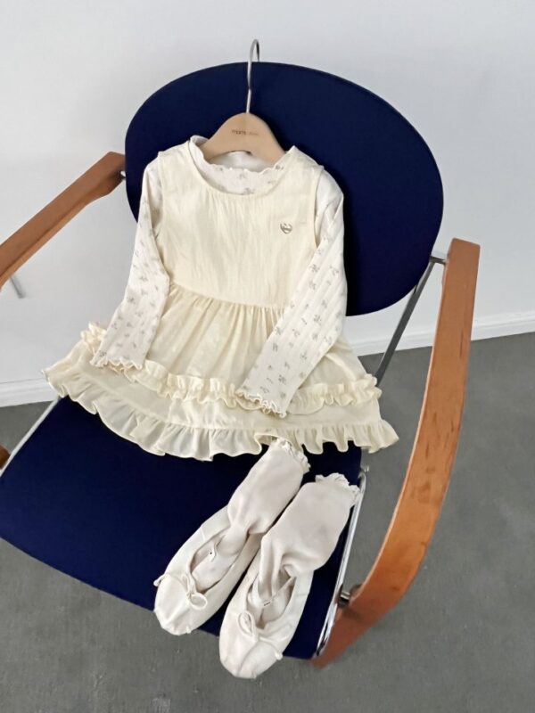 FBC67EE3-8BB7-46ED-B594-0E465314EB8E 〖預購〗芍藥微光洋裝