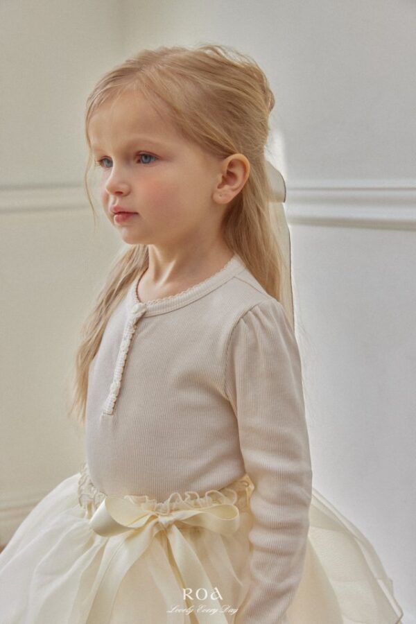 FE9489DB-47DC-4A2B-AD53-85DFD2E58F98 〖預購〗溫柔日常羅紋上衣