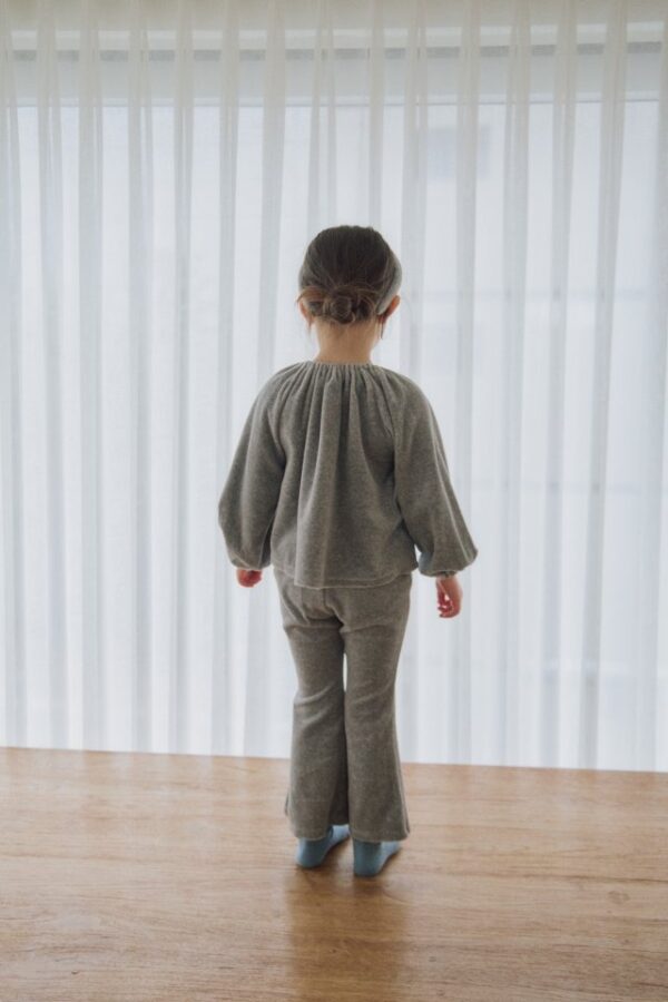 0073B2A9-209C-4BBD-8E7D-F2C1E7CB7076 〖預購〗Coco 詩篇縮口袖套裝