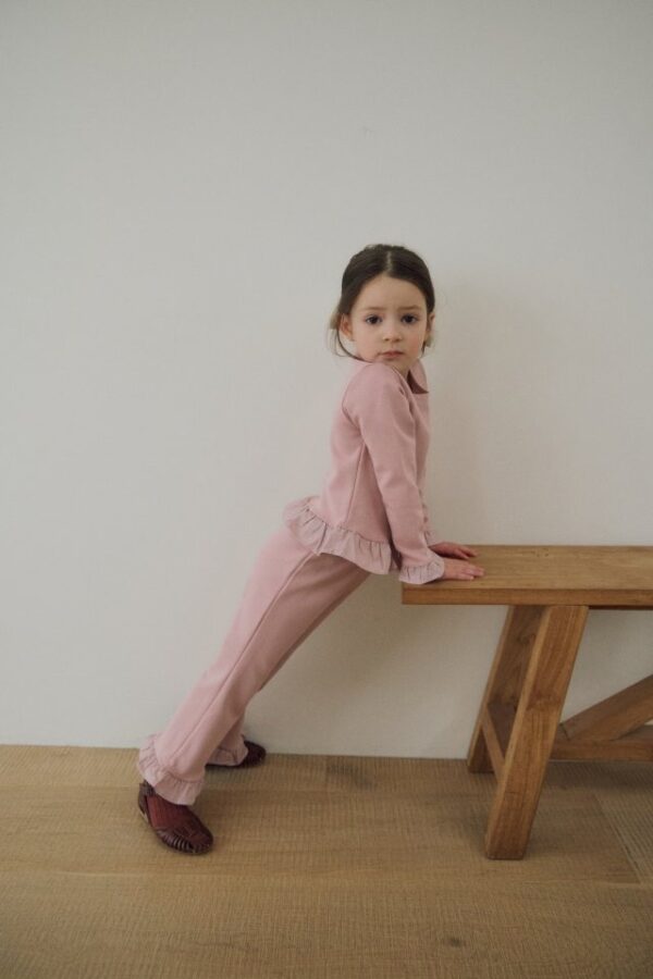 053A77EE-4C82-4A09-A6EB-FE16A2C20EFB 〖預購〗Alto 荷葉邊飾套裝