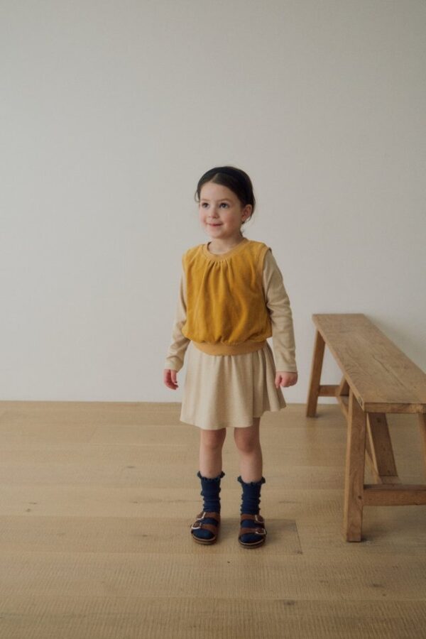 0BCA678F-4589-49D7-ADDB-A057F5E25127 〖預購〗貝莉暖心背心