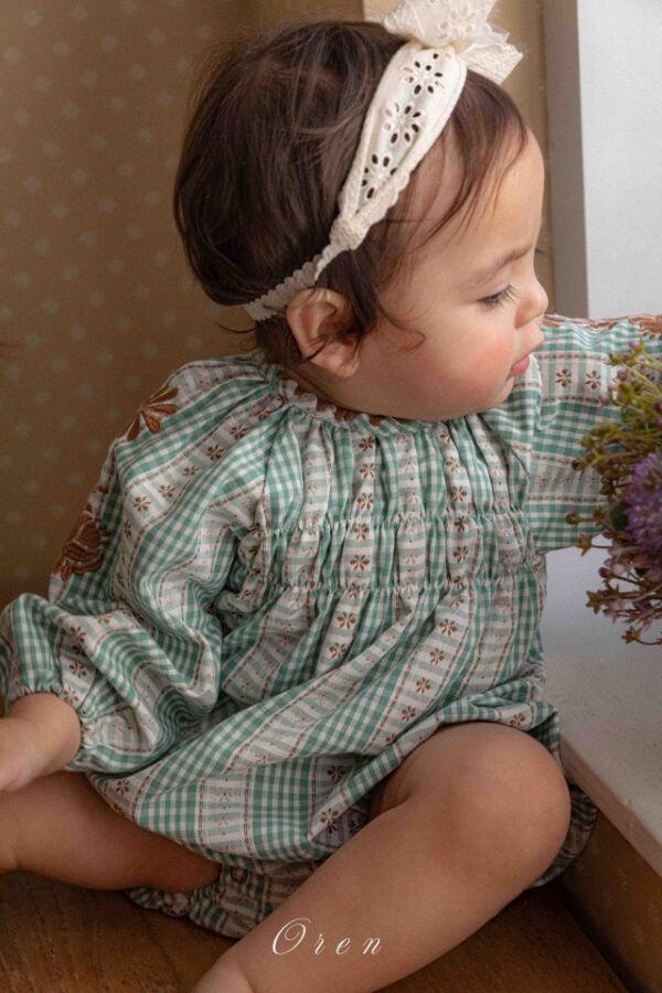 0EA8D2D9-038E-47EA-BD3F-147DAC44CF26 〖預購〗Cefuri 復古格紋洋裝