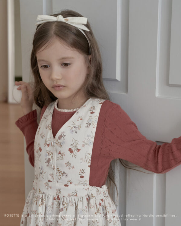 15666D43-A262-4D67-BAF9-C50EE5C4BA24 〖預購〗Annie 氧氣感親膚上衣