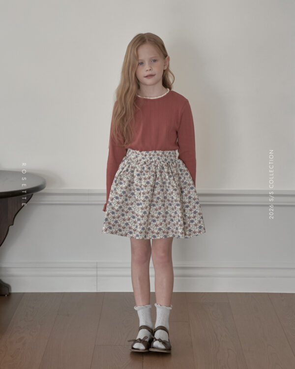 1604CD9F-98E0-49CD-BACD-C623611EDA3F 〖預購〗May 繁花筆觸褲裙