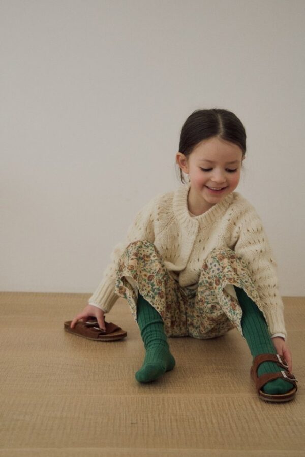 1F5C269B-340E-4792-825D-30600E477522 〖預購〗Koi 花綻碎花滿版質感長褲