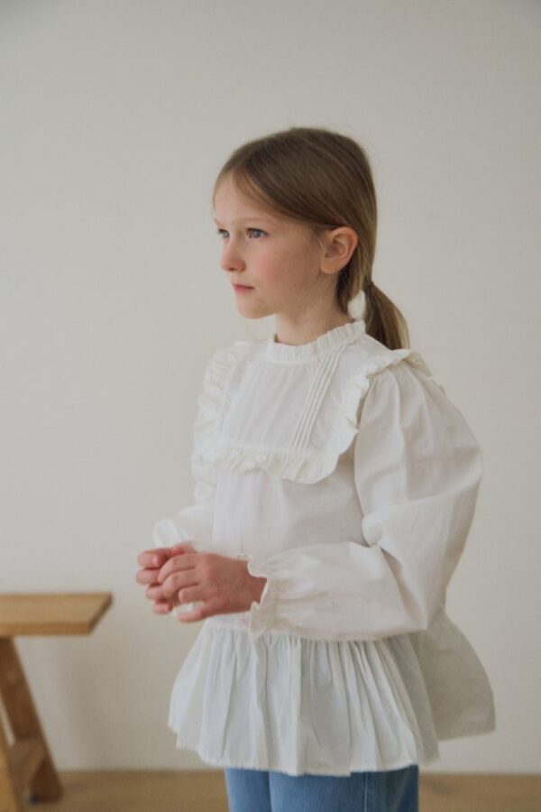 1FA4D723-7B27-4E0A-BB64-6C487DE73C1D 〖預購〗Soma 織夢細膩襯衫