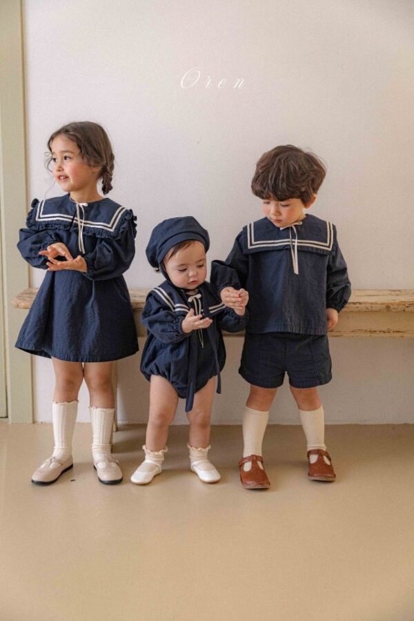 211839C5-2BF7-4183-BEFA-AEA9480F94B0 〖預購〗牛奶海軍領舒柔洋裝