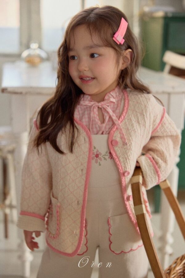 22F7949A-F6AE-4268-9BD4-B1F260A8F342 〖預購〗Maison 絎縫外套