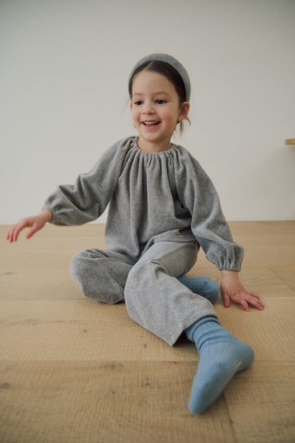 2621C834-4B90-4FA4-90F4-BA167E154B27 〖預購〗Coco 詩篇縮口袖套裝