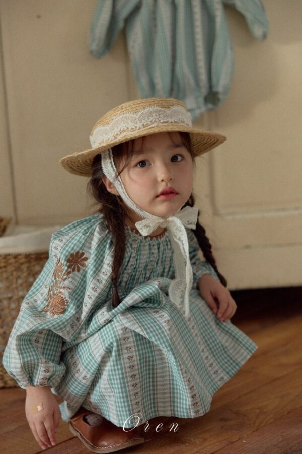 298559F9-50AA-4B6E-8A72-51C9C92ECC55 〖預購〗Cefuri 復古格紋洋裝