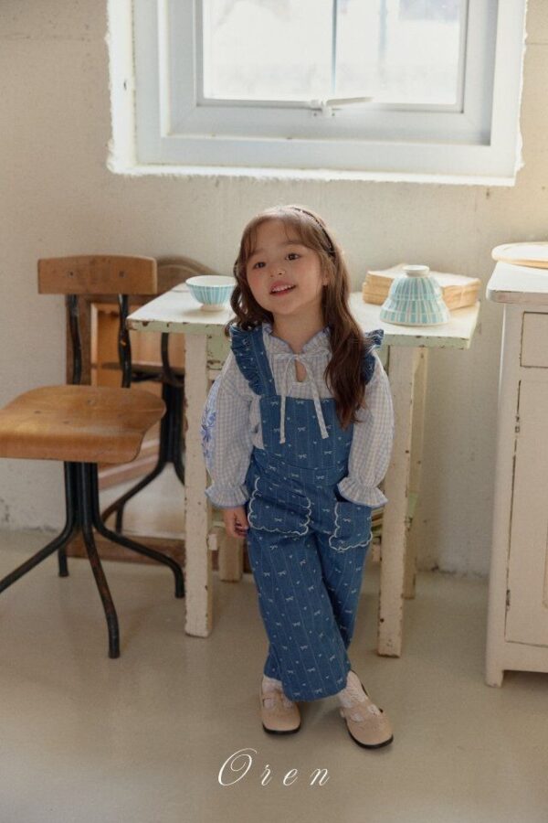 39235EF5-4BA3-4412-BBE0-839F614AF5C9 〖預購〗鈴鐺口袋吊帶褲