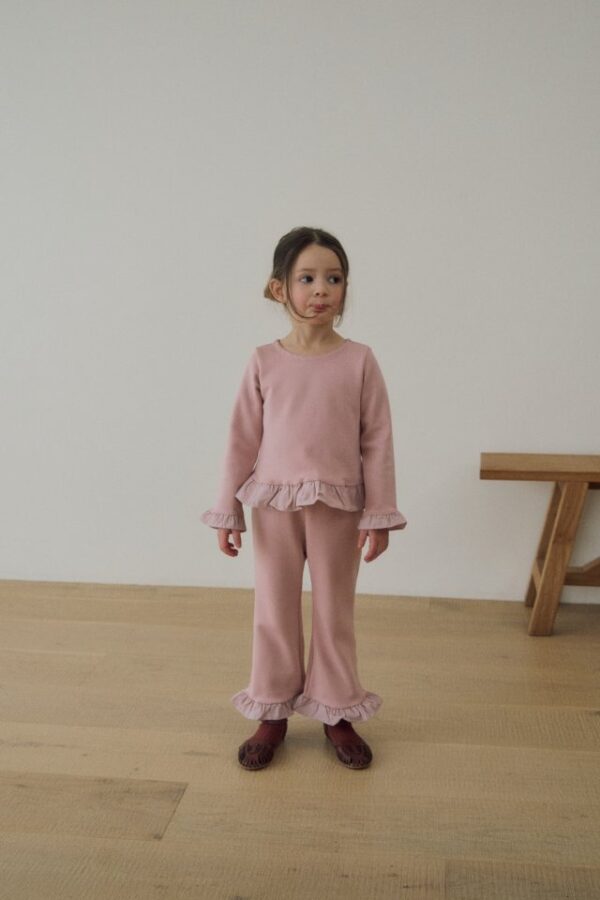 45494CCB-4729-40BB-BDBC-D4F722B2D02F 〖預購〗Alto 荷葉邊飾套裝