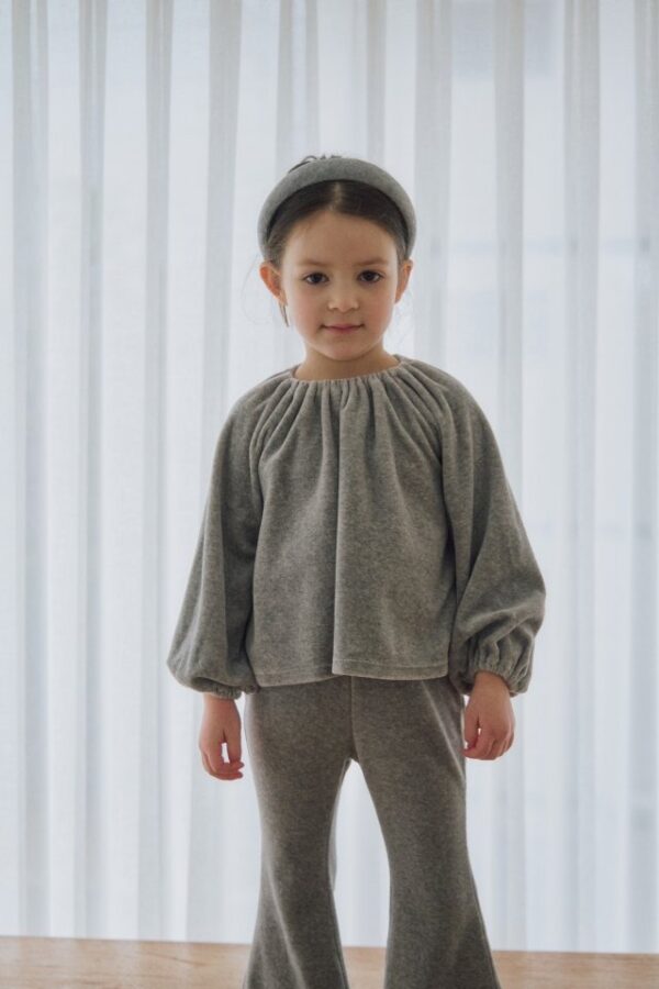 46D310EC-E0D3-43A1-8E4C-1D4A6B3B22C5 〖預購〗Coco 詩篇縮口袖套裝