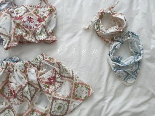 51F56871-5407-4941-8D91-5B92116D5DD5 〖預購〗Colette 花卉圍裙套裝