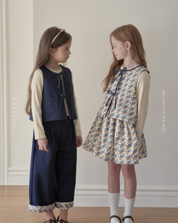 55AC6AAF-C138-4EE8-9F8D-E34A3E6FDCB1 〖預購〗May 繁花筆觸褲裙