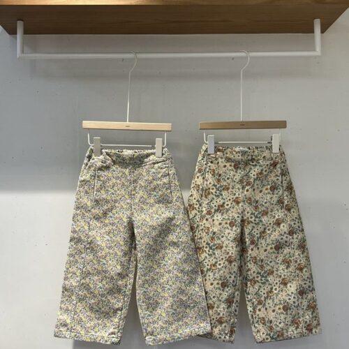 5B99FA8E-8467-4200-B656-6B931BDDBF20_1_201_a 〖預購〗Koi 花綻碎花滿版質感長褲