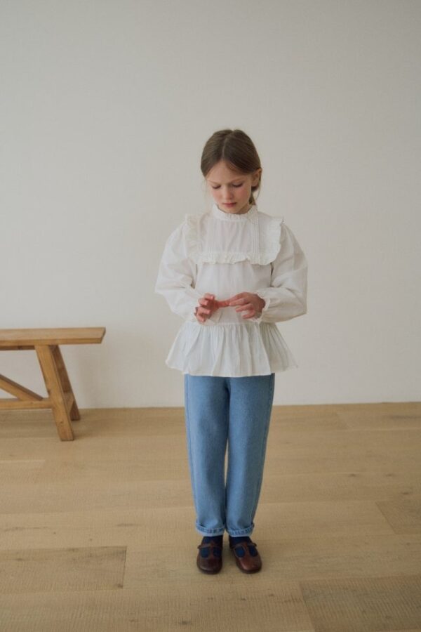 6388B625-7477-4D7D-BF17-F287EB0F292F 〖預購〗經典恆藍翻摺邊質感牛仔褲