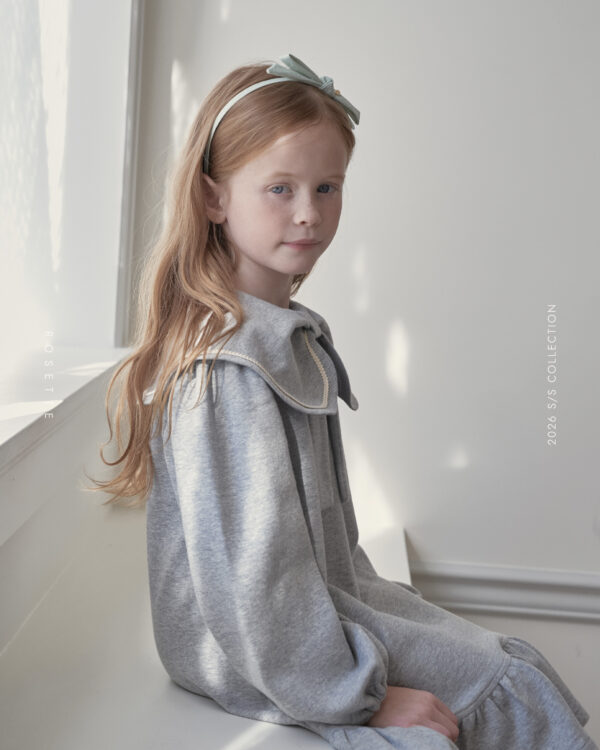 65A5CC98-936C-49D3-B83C-6C59CB4AB112 〖預購〗愛之名大翻領蝴蝶結質感洋裝