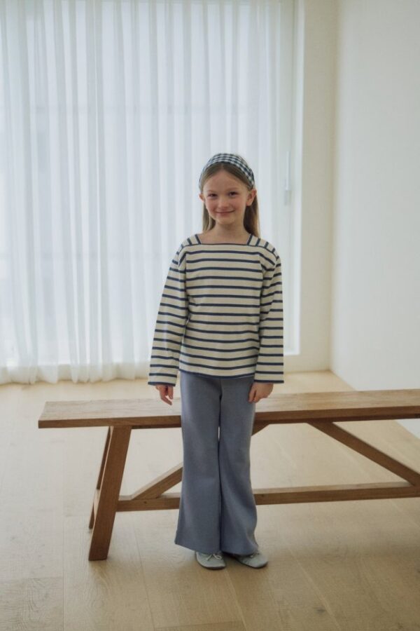 6D163D36-009E-40B9-8011-2BE41042F97A 〖預購〗歲月水洗經典橫條紋上衣