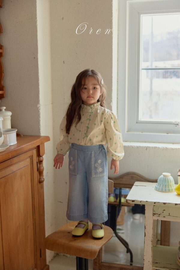 71225FD9-8669-489C-B065-2D321D2B5F4D 〖預購〗Amelie 花卉牛仔褲