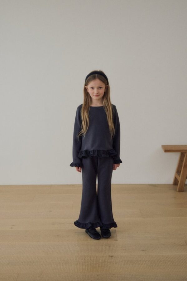 71A88F68-8940-42B2-8D2D-91DFAEA3D0A4 〖預購〗Alto 荷葉邊飾套裝