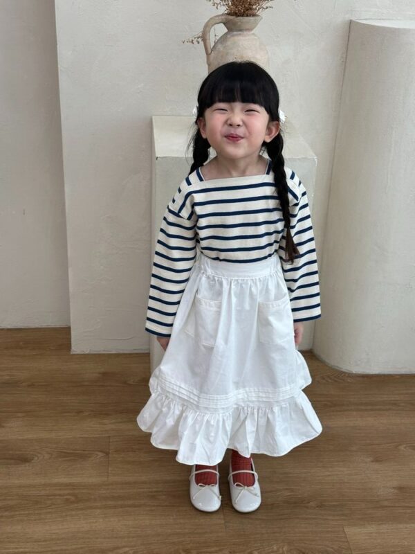 75B2D976-3914-4C2F-BDE9-5F35F40D5A8D 〖預購〗花語繫帶圍裙式質感長裙