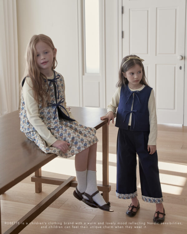 7E26E814-D8AC-43DC-BB94-C033CD451902 〖預購〗May 繁花筆觸褲裙