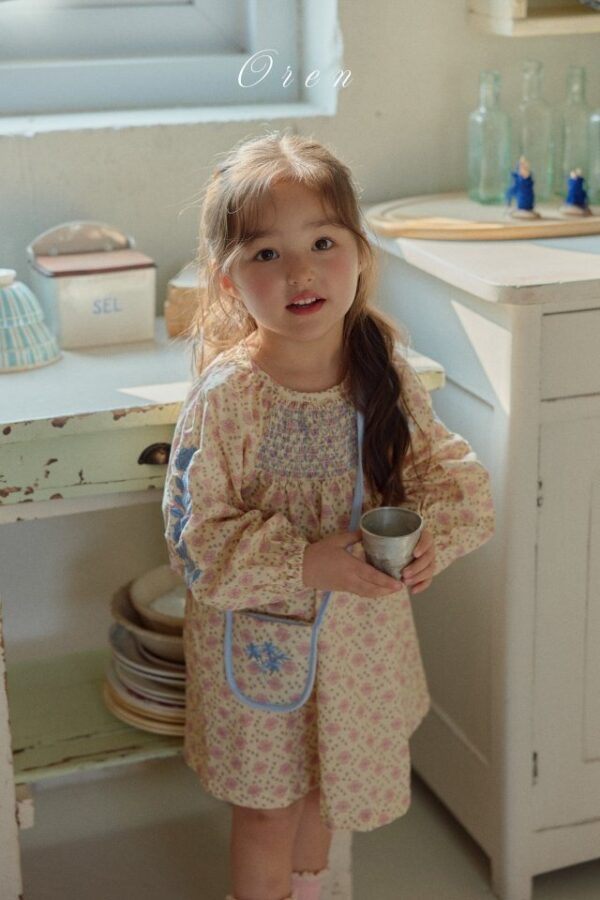 7FBF6D5D-8832-47E1-A7D1-4C7EAD76E00D 〖預購〗 精靈雛菊摺皺洋裝 精靈雛菊摺皺洋裝