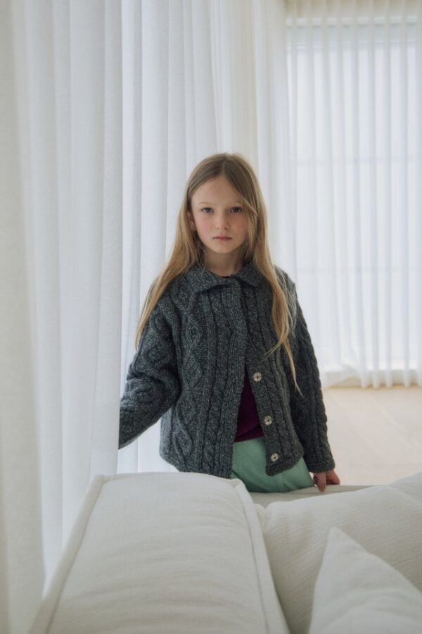 8BE42AE1-9E2C-499C-960B-1B1845871DF5 〖預購〗Sally 經典麻花質感開襟外套