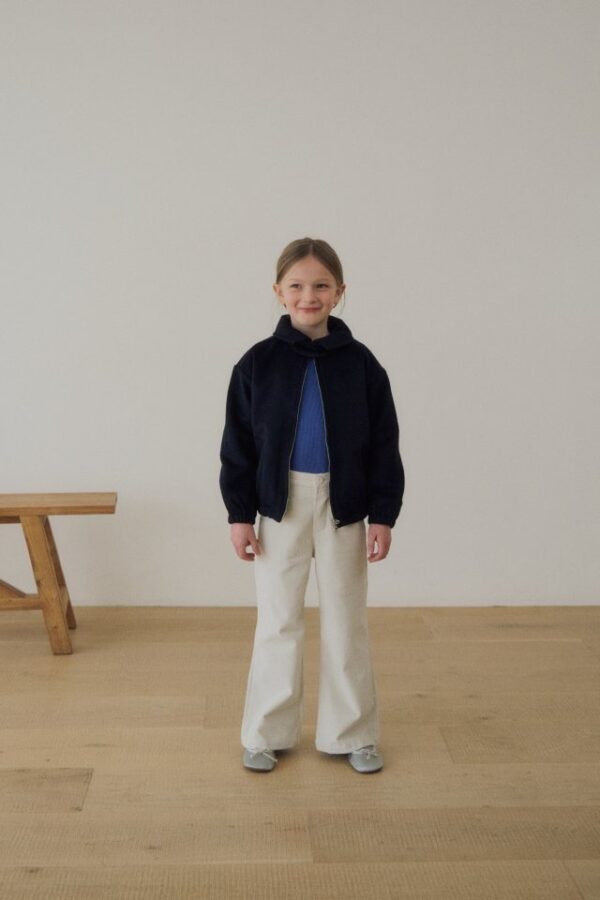 931F8F10-1B3D-475E-9C70-E577A5691F11 〖預購〗極光燈芯絨長褲