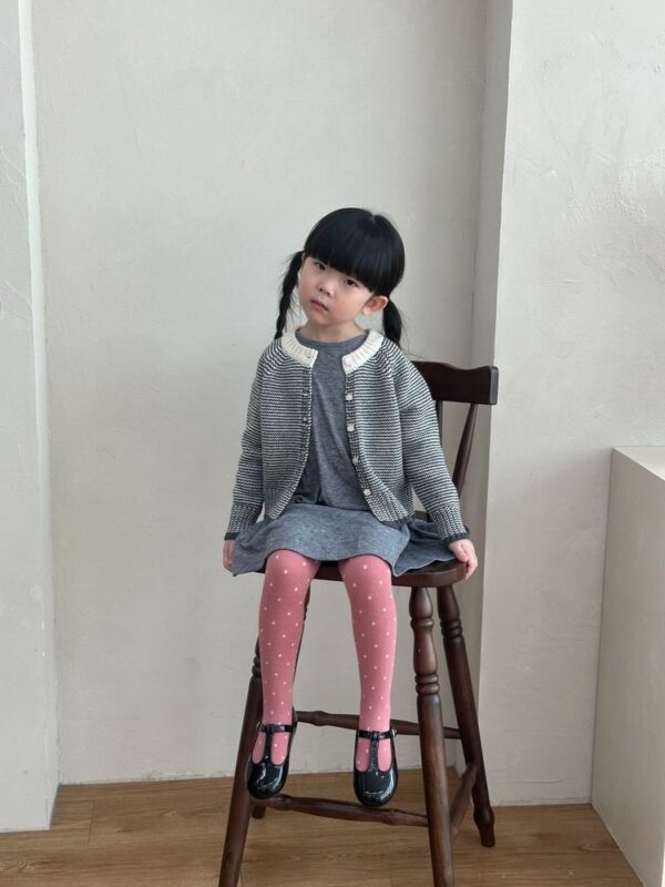 9A5BEA51-31A7-4C5C-9065-0A9486910329 〖預購〗復古撞色邊飾經典外套