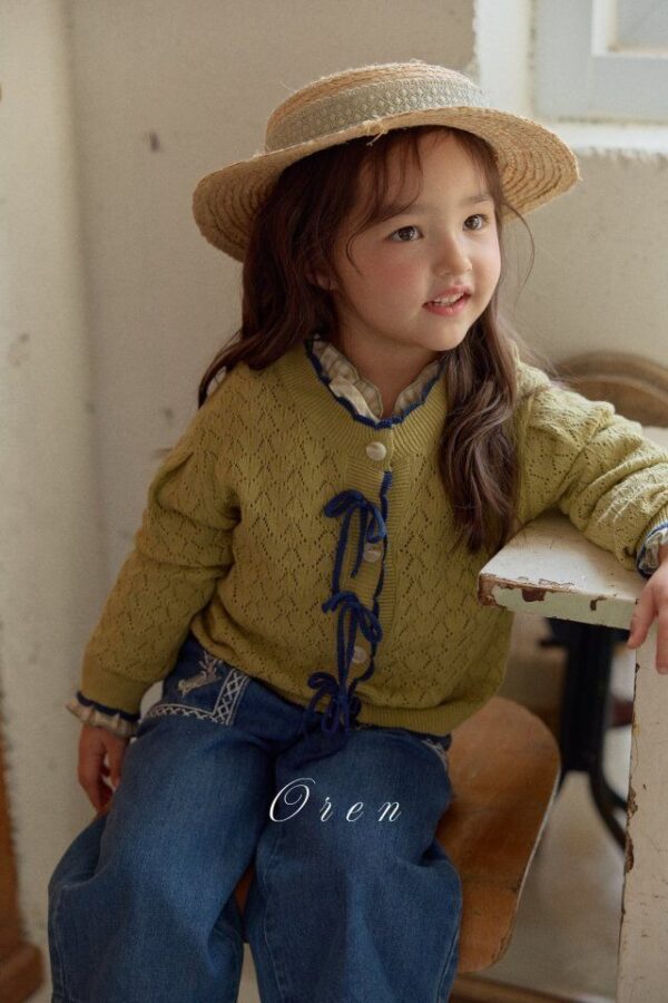 A89EDB3A-9024-4B0A-8687-76C242284CEF 〖預購〗Amélie 扇形針織開襟衫