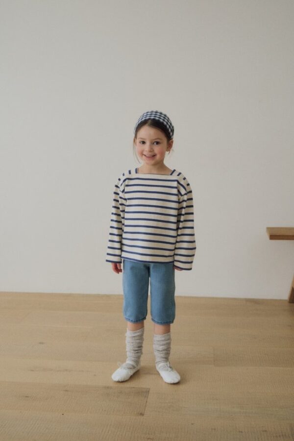 AD5F6F25-D0D3-44B1-9368-0D32FB7C8BED 〖預購〗布里漫步修身牛仔褲