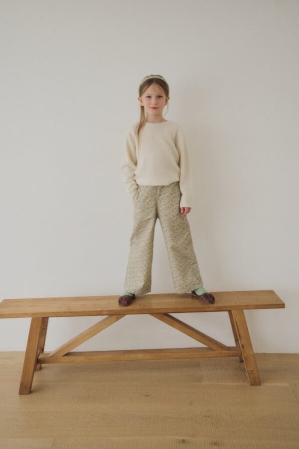 AE3DA764-CEB4-4FB2-9915-398225487B15 〖預購〗Koi 花綻碎花滿版質感長褲