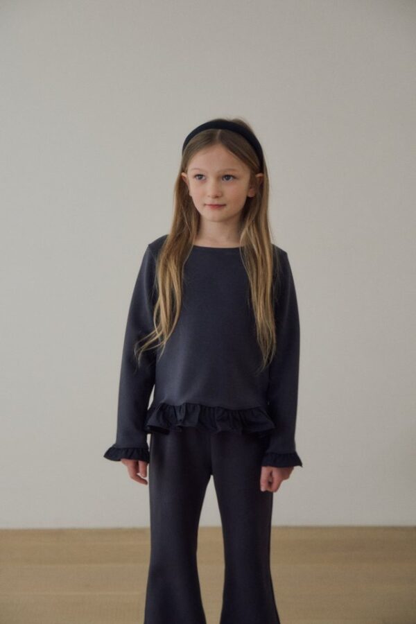 BFCFB665-EA07-48CA-A752-73E2EA00F370 〖預購〗Alto 荷葉邊飾套裝