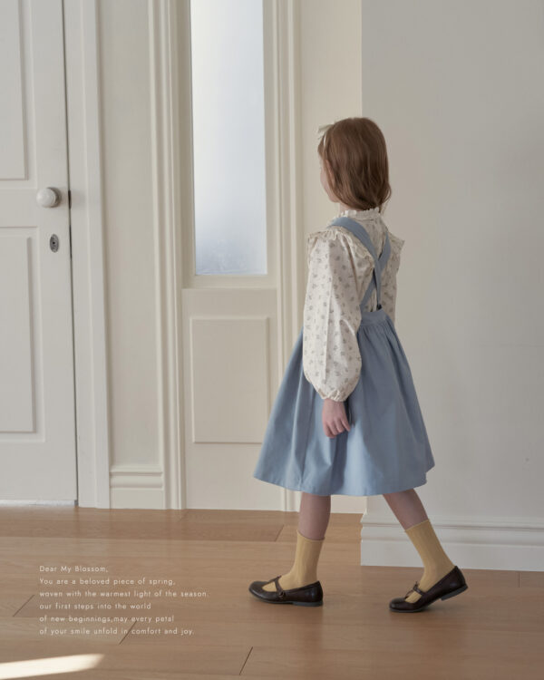 C1C4D724-43E9-4510-82B7-9C9F285D7B56 〖預購〗Haute 慵懶美學碎花吊帶裙