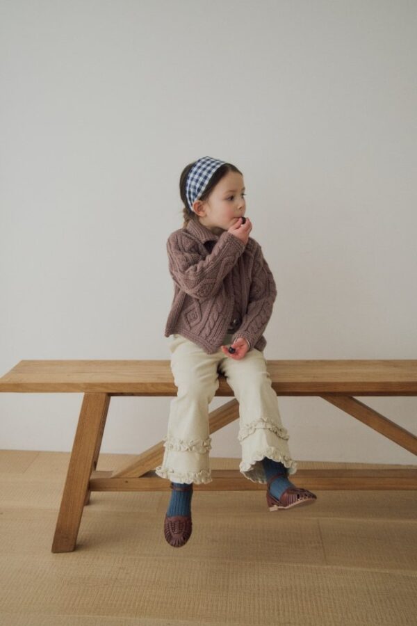 C2ED9D59-915A-4627-A38C-AA851B19F9DF 〖預購〗慵懶寬鬆剪裁長褲