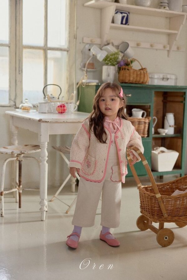 CA919BA6-A95C-498B-80E1-A9ED584A6BF4 〖預購〗Maison 絎縫外套